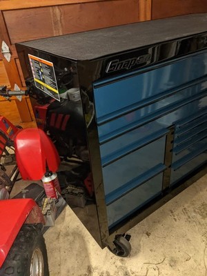 SNAP ON - 2T BLACK/SUPERSONIC BLUE TOOLBOX 55