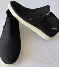 ECCO Soft Black Slip On Sneakers Womens Size ...