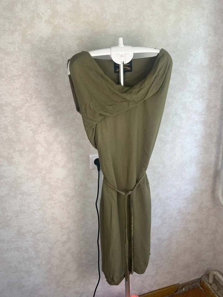 Vestido Vivienne Westwood ANGLOMANIA Asimétrico Caqui Talla 42 Foto 2 de 4