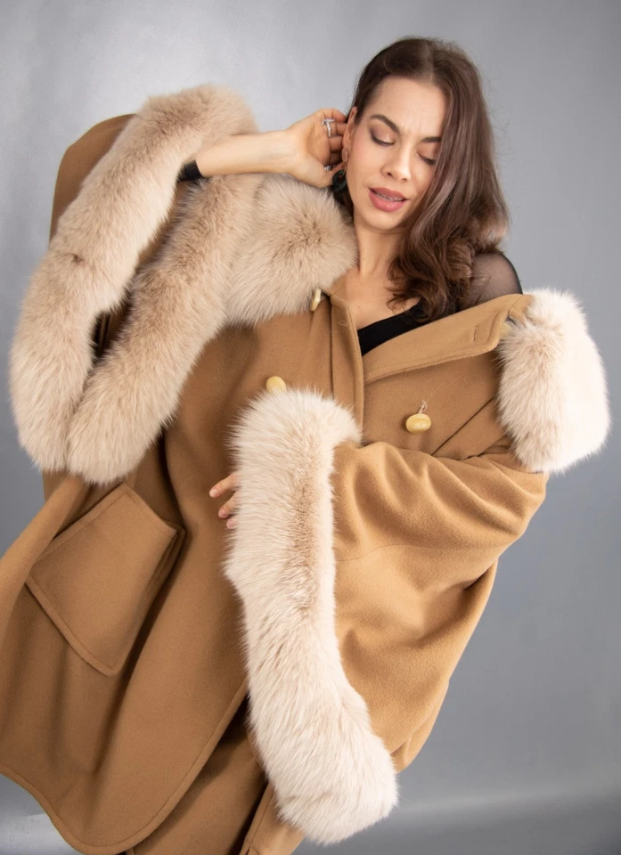 16595 NEW GLAMOROUS WOOL CASHMERE SWINGER CAPE BLUE FOX BEAUTIFUL SIZE 3XL-6XL - Image 2 of 4