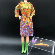 Vtg Mattel 1971 Mod Barbie #3421 BUBBLES 'N BOOTS Dress Green Boots Purple Shoes