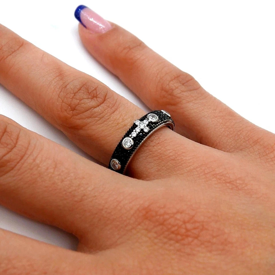 ANELLO ROSARIO BLACK RODIUM CON ZIRCONI BIANCHI E NERI IN ARGENTO 925 RODIATO  - Immagine 2 di 2