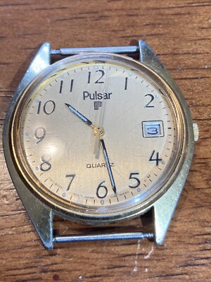 Vintage Pulsar Mens Watch 34mm Gold Tone Day date Dial Y147-8009 Works New Batt