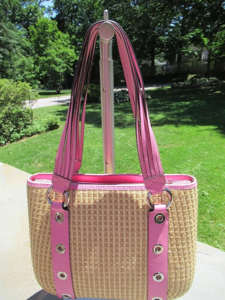 New Maxx New York Woven Straw and Pink Leather Satchel/ Tote Bag - Image 2 of 4