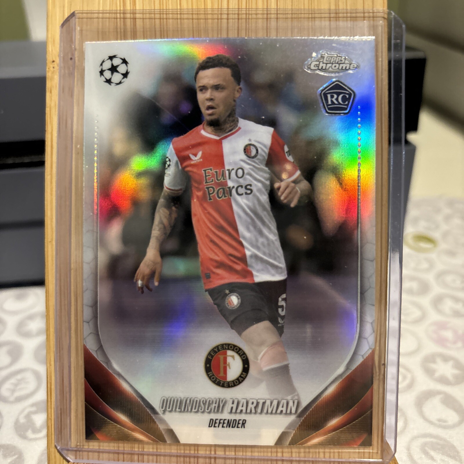 2023-24 Topps Chrome UEFA Club Competitions Quilindschy Hartman Refractor #185