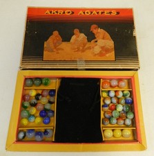  20148m Original Vintage Akro Agate Box No 250 With Marbles