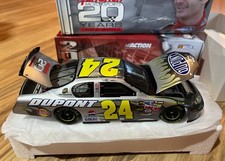 NIB - 2004 Jeff Gordon 24 DuPont Hendrick Motorsports 20th Anniversary 1:24