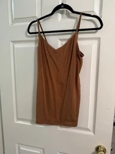 cabi camisole - cinnamon - med  new without tag - from sample rack $20 Orig. $40