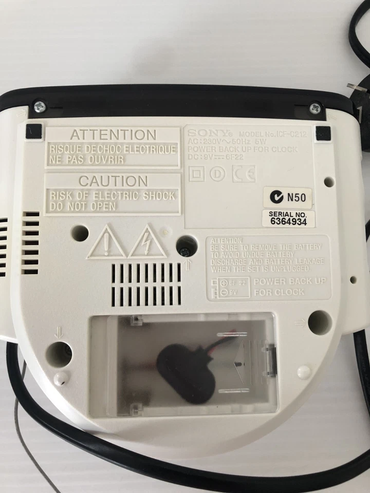 Sony Dream Machine Alarm Clock AM /FM Radio ICF-212 White Working - Image 3 of 4