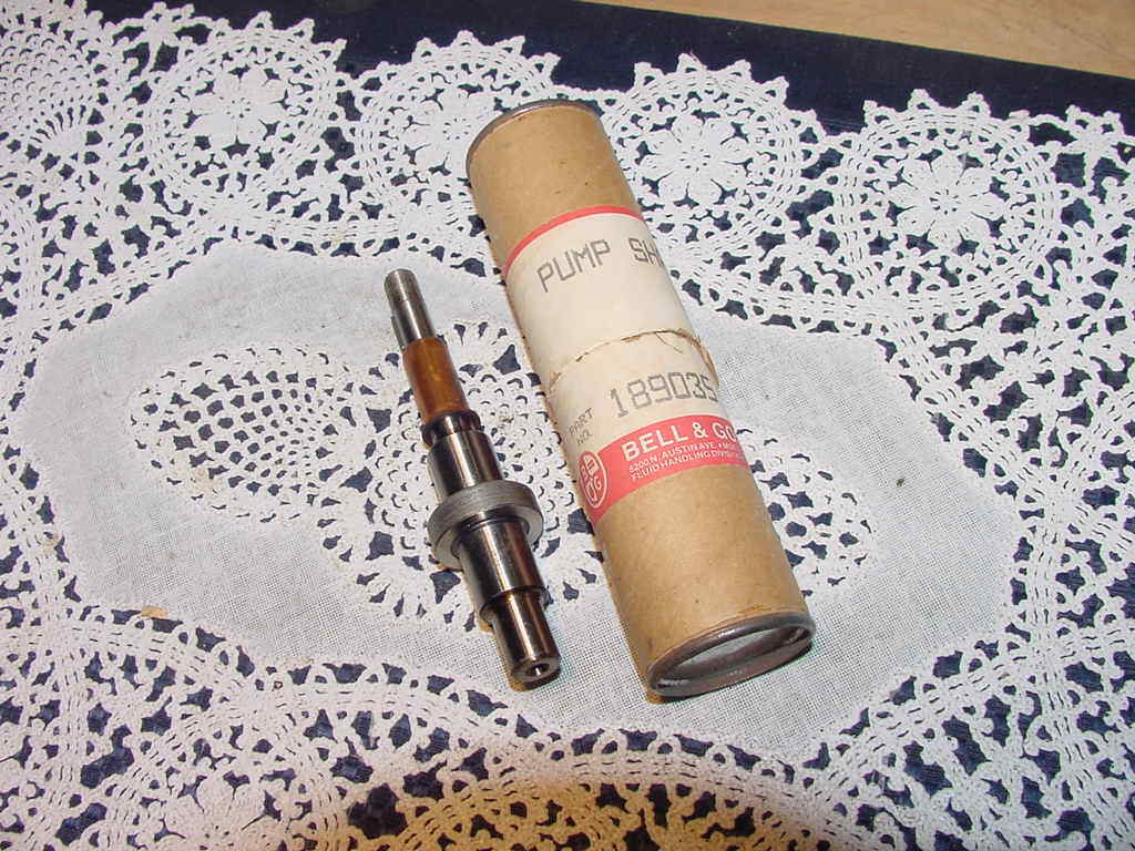 Bell & Gossett 189035, Centrifugal Pump Shaft with Sleeve, NEW Open Package!