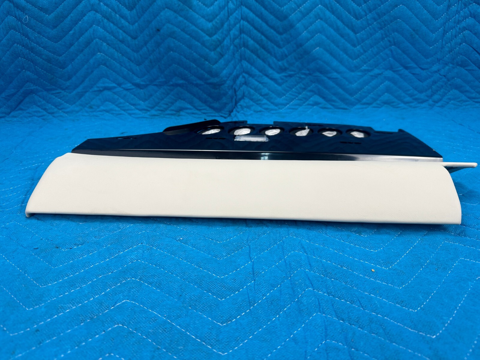 Bentley Flying Spur Dash Passenger's Lower Knee Trim Panel Ivory 2008-2012 OEM