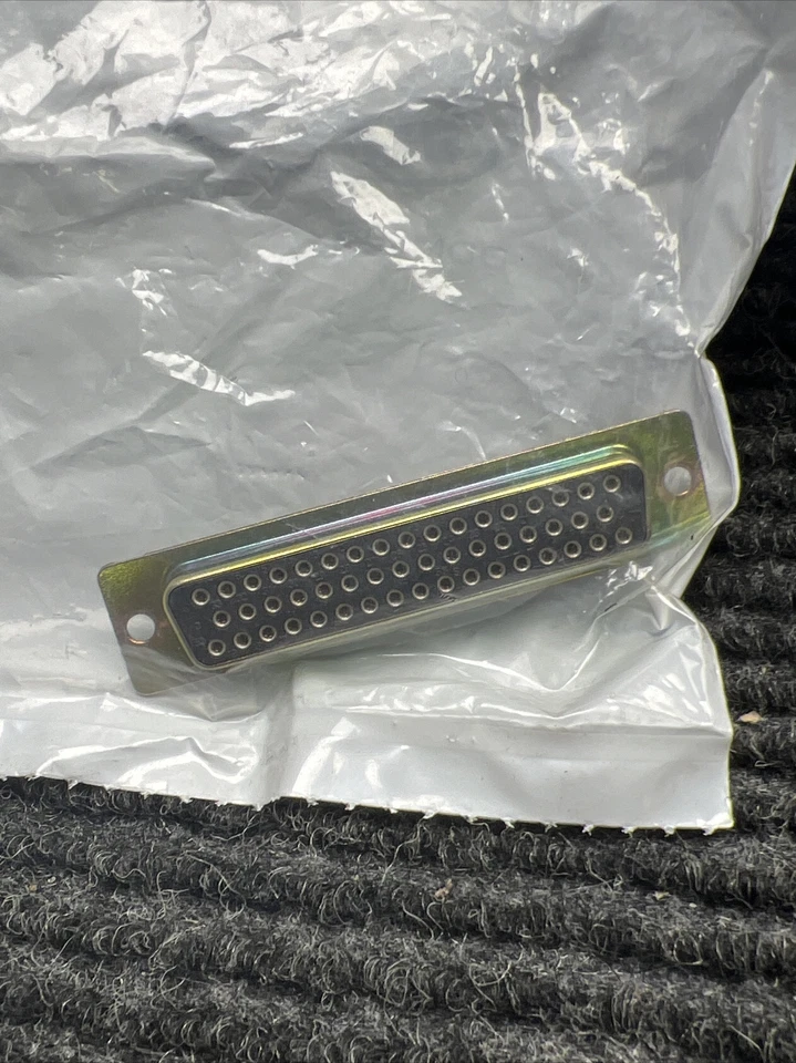 New CANNON ITT DDM50S D-SUB CONNECTOR - Image 4 of 4