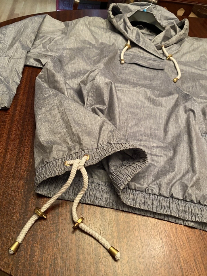 Chaqueta cortavientos deportiva Escada azul náutico con capucha recubierta de polietileno empaquetable M Foto 3 de 4