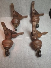 Set of 4 vintage hardwood leg posts for bed, dresser, armoire.  Leg height 8.5"
