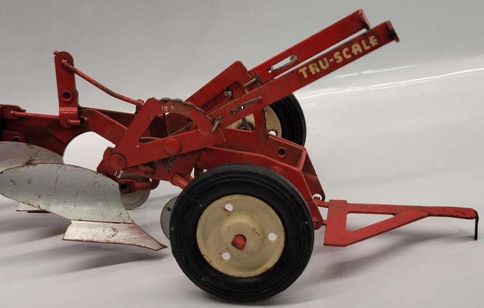 Tru-Scale Two Bottom Plow 1:16 Scale Pressed Steel Vintage - Image 4 of 4