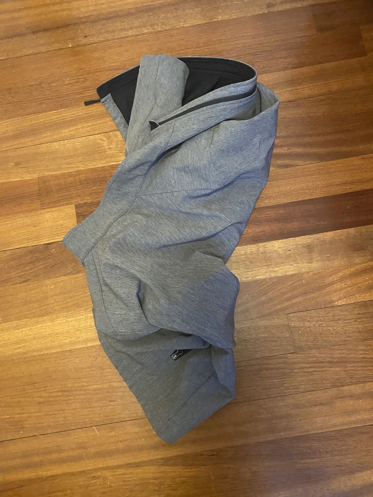 gray jacket - image 2