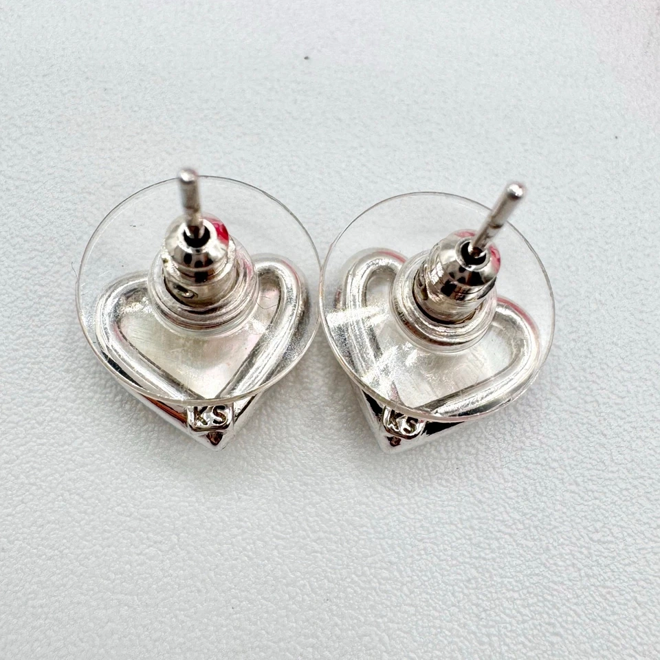 Pendientes Kendra Scott Arie Corazón Madreperla Tono Plata Delicados Firmados Foto 4 de 4