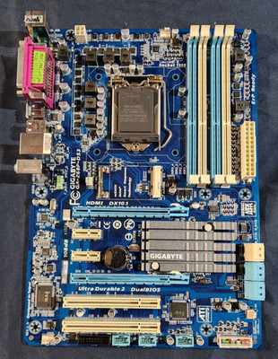 Gigabyte LGA 1155 GA-Z68P-DS3 Sandy Bridge **AS IS****Read Listing** 