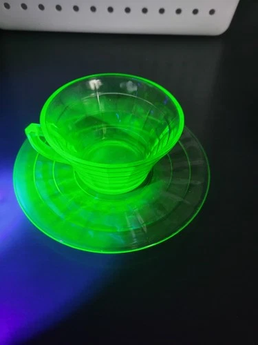 Green Depression UG Glass Tea Cup & Sauce Glows