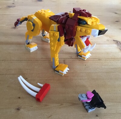 LEGO CREATOR In Wild Lion (31112) With Vulture UK