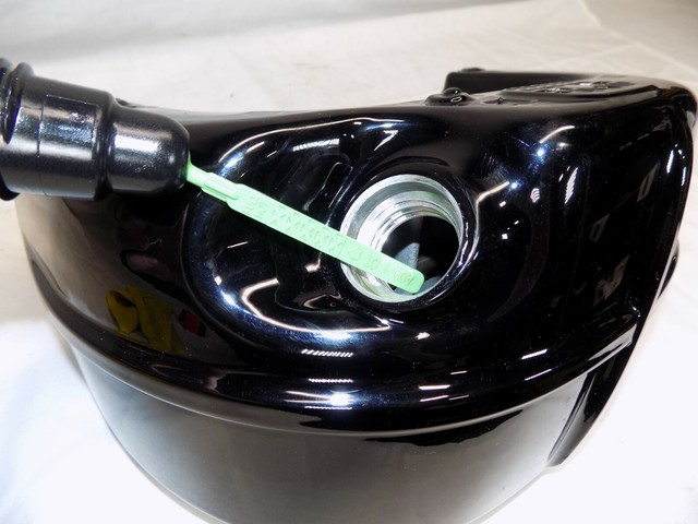 Harley OEM FXCWC Softail Rocker Break out Oil Tank Gloss Black 62500013 ...