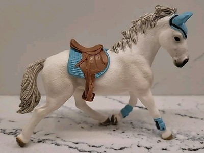 6'' WHITE SCHLEICH HORSE hanoverian mare Saddle Bridle BLUE TACK toy figure VTG