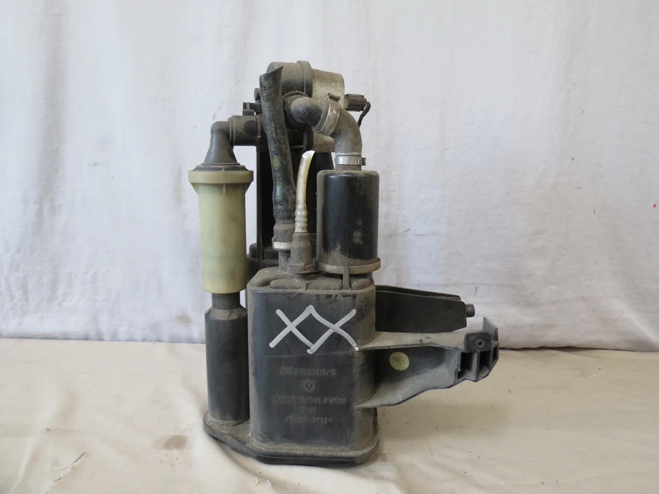 12-19 VW Beetle Fuel Evap Vapor Charcoal Can Canister 5C0201801B 5C0201801C Foto 4 de 4