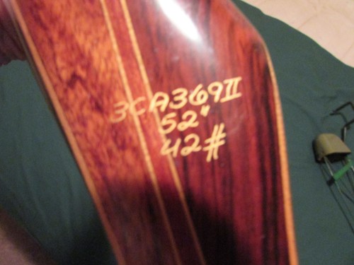 Vintage RH Bear Archery "Kodiak Magnum" Recurve Bow, 52", 42#@28", Site & Quiver - Picture 7 of 14