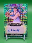 Brooks Barnhizer 2025 Topps Finest Electrifying Auto Green Geo Refractor RC /75