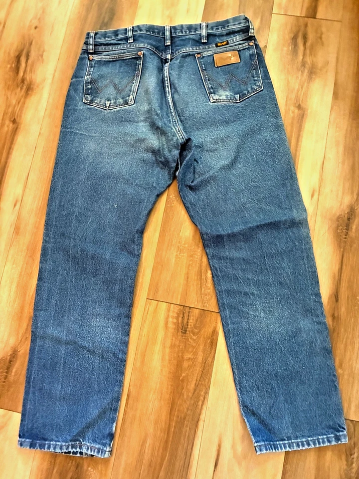 Wrangler Men's Cowboy Cut® Original Fit Jeans 13MWZPW Size 36 x 32 - Image 3 of 4