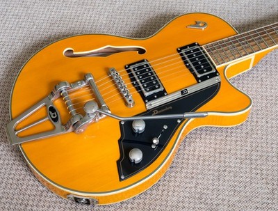 Limitiertes Sondermodell Duesenberg Starplayer, incl. Luxuscase, Ledergurt usw.