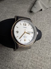 Vtg Timex Men's Quartz INDIGLO Watch. WR30M, Day/Date, New Battery Gold accents