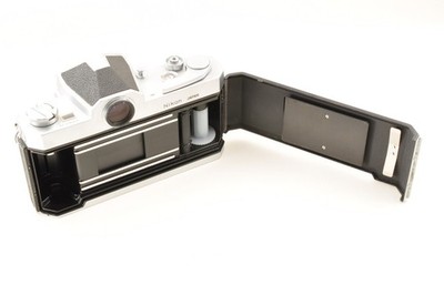 Nikon Nikomat FT Silver Film Camera w/Ai NIKKOR 50mm f1.4 Lens