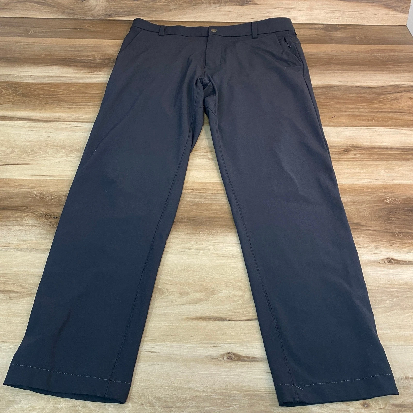 Lululemon ABC Pants Mens 34 Charcoal Grey Athletic Technical Travel