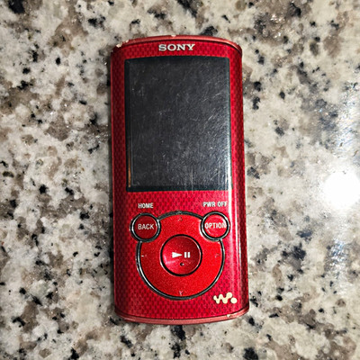 Sony Walkman NWZ-E463 4GB Red Digital Media Player MP3 w/ FM Radio