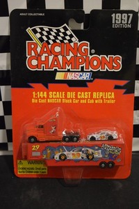 レーシングチャンピオン RACING CHAMPIONS  1:144scale Vintage 1997 Racing Champions 1:144 Scale REMINGTON Diecast