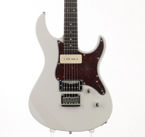 Yamaha Pacifica PAC311H Vintage White Electric Guitar Used