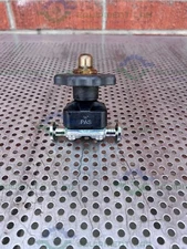 ITT Pure Flo .5-316-RA15MAX-CWP150 Diaphragm Valve w/ 1/2" Sanitary Fitting