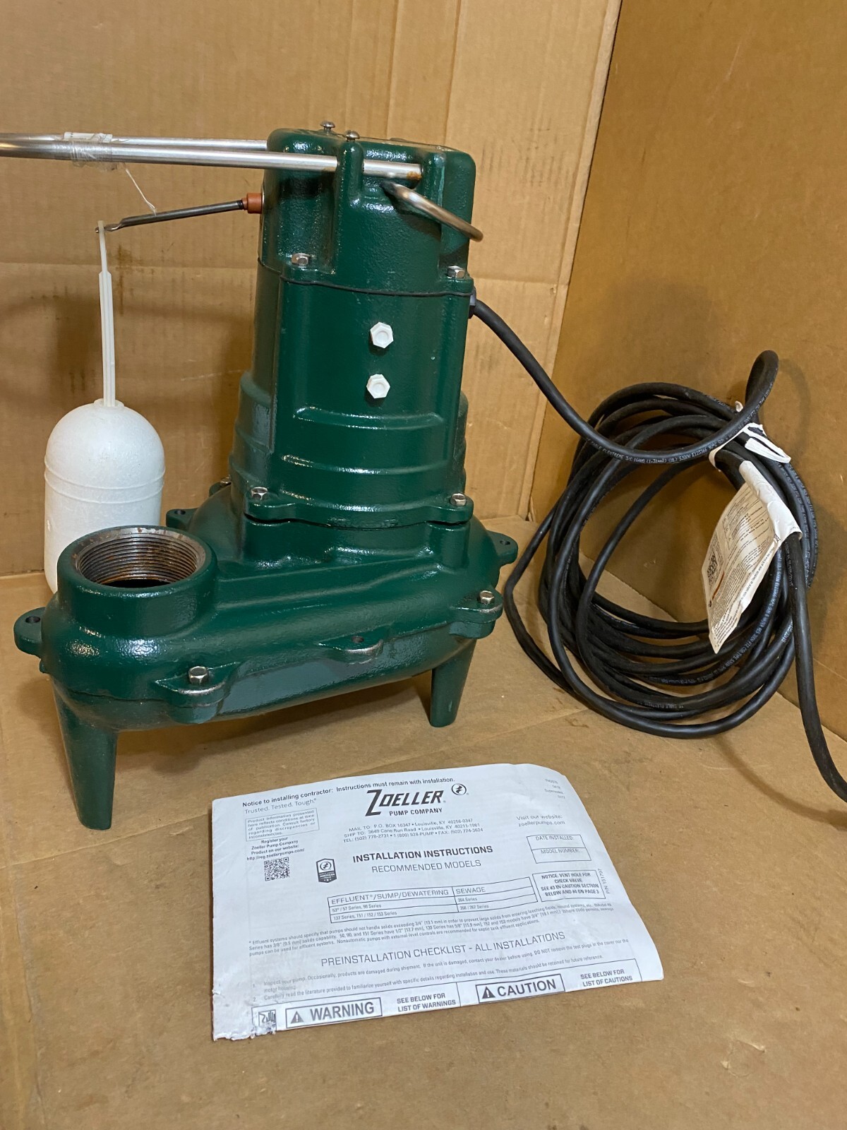Zoeller M267 1/2 HP Cast Iron Sewage Pump (2") w/ Vertical Float (25