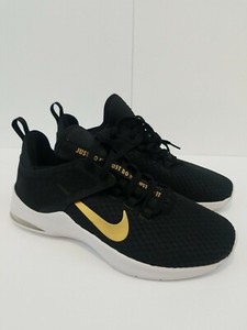 air max feminino preto e dourado
