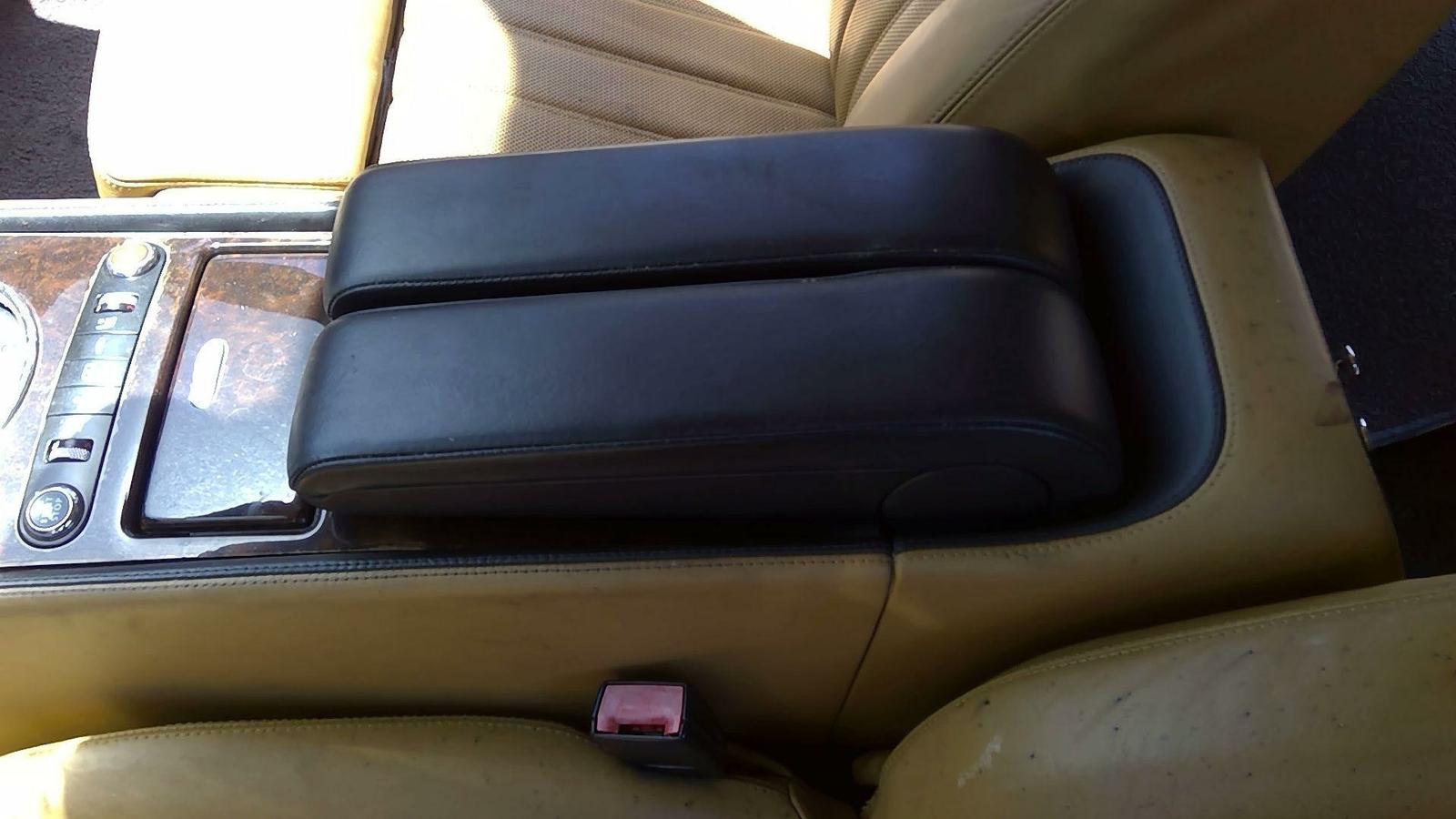 2006 Bentley Flying Spur Front Console Armrest Lid