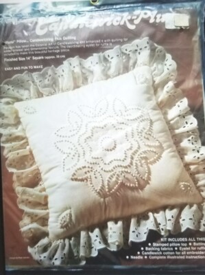 Paragon ''Floral Pillow'' Candlewick Plus Kit Size 14'' 