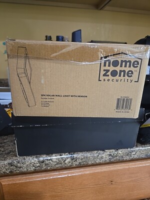 Brand New Home Zone Security 2 Packs Solar Deck Light