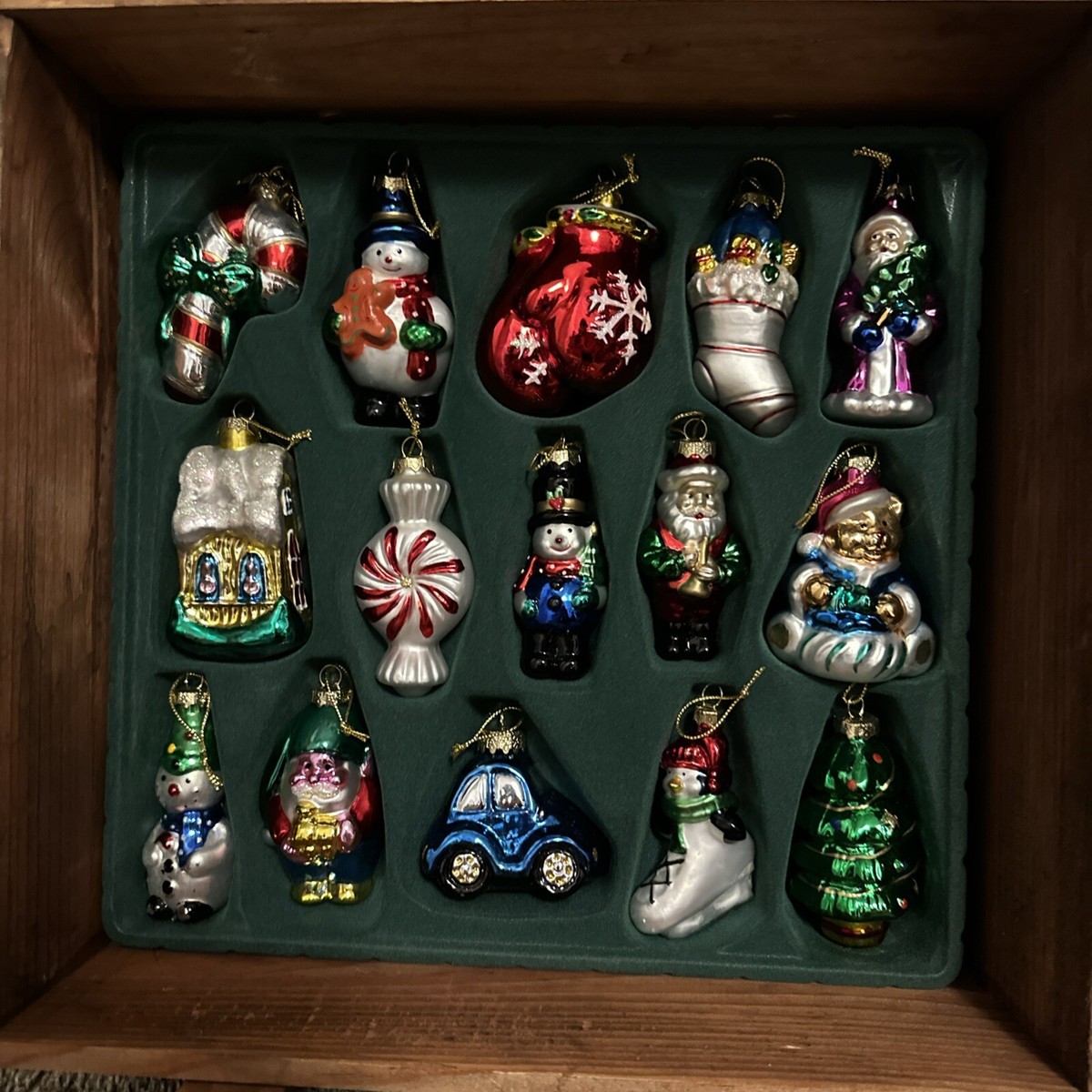 Thomas Pacconi Classics Museum Series 1900-2000 Set of 30