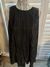 A New Day Women’s Sleeveless Lined Casual Pleated Tank XL  Career Black NWT