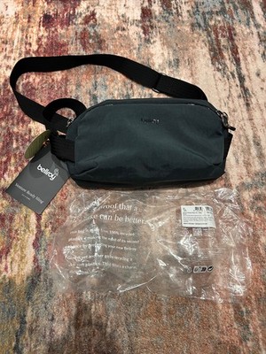 Bellroy Venture Ready Sling 2.5L -Deepocean  , Seatbelt Strap