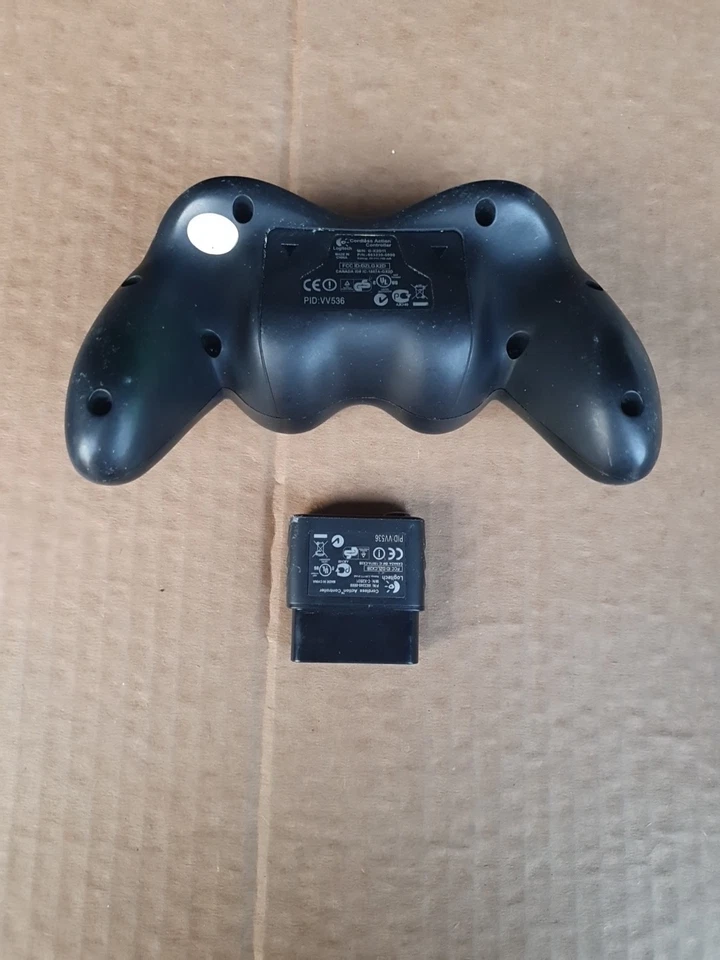 Controle sem fio Logitech PS2 com dongle - Testado - Imagem 2 de 3