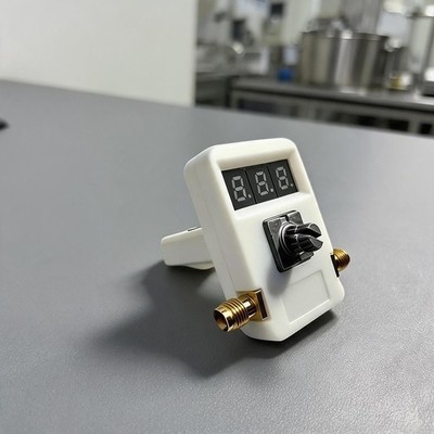 Tragbarer USB Powered Attenuator 9kHz-6GHz 0-63,5dB Digital CNC HF Gerät