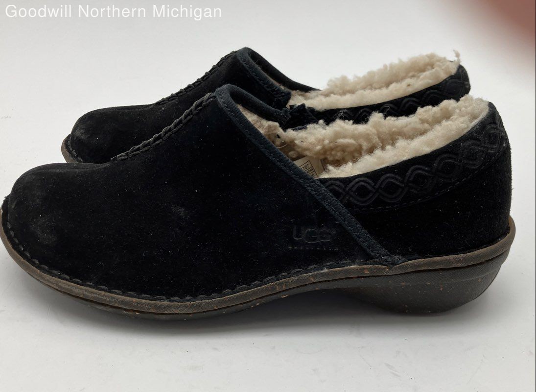 UGG Australia Black Solid Slip-On Clogs Women 7 - image 6