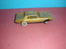 REVELL 1/32 VINTAGE GOLD MERCURY COUGAR RUNNING SLOT CAR HAS MISSING REAR BUMPER